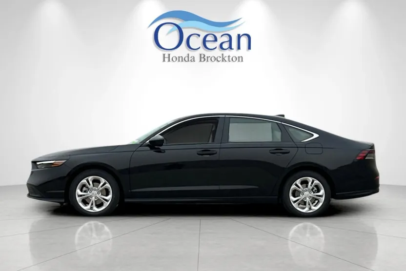 2025 Honda Accord LX photo 1