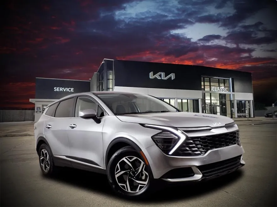 2024 Kia Sportage LX photo 1
