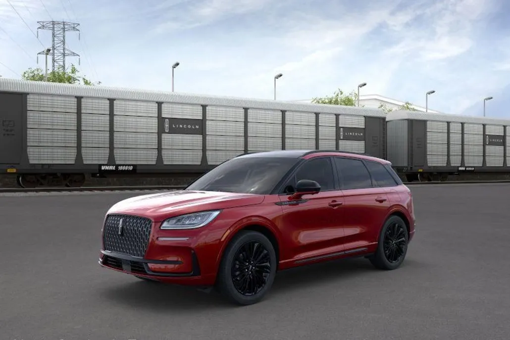 2025 Lincoln Corsair Premiere photo 1