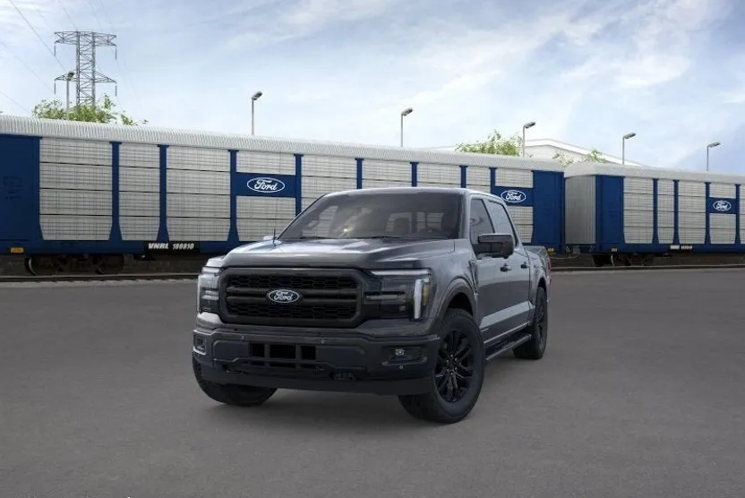 2025 Ford F-150 Lariat photo 1