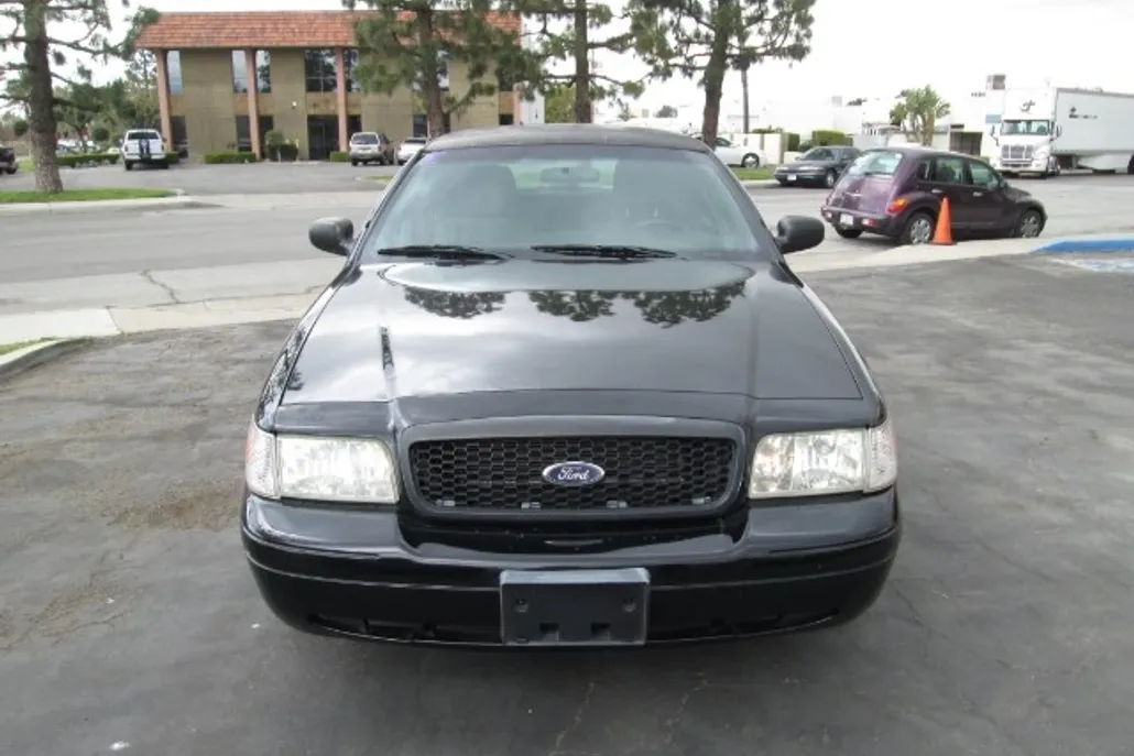 2011 Ford Crown Victoria Police Interceptor photo 1