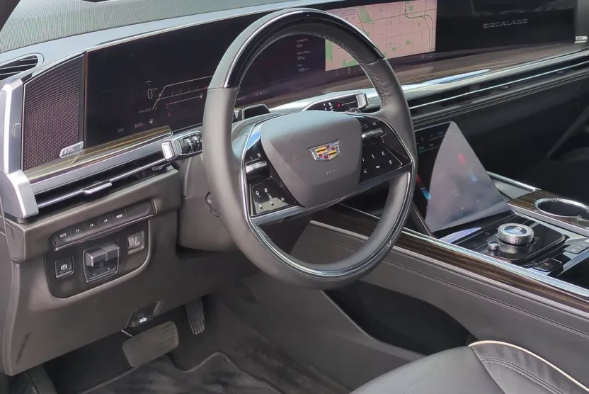 2025 Cadillac Escalade Premium Luxury photo 1