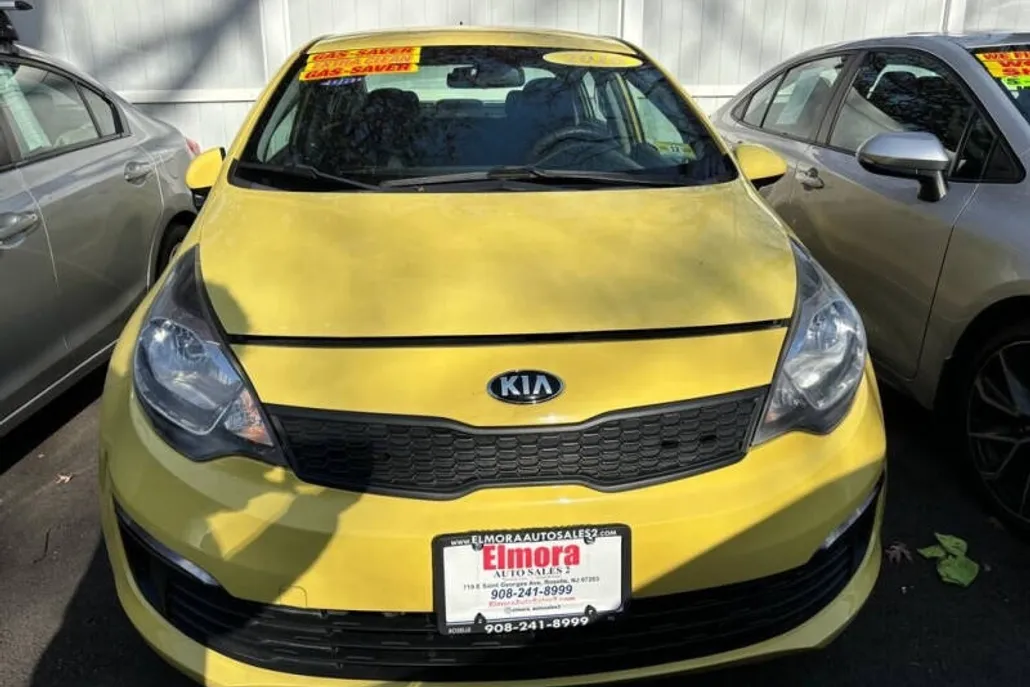 2016 Kia Rio LX photo 1
