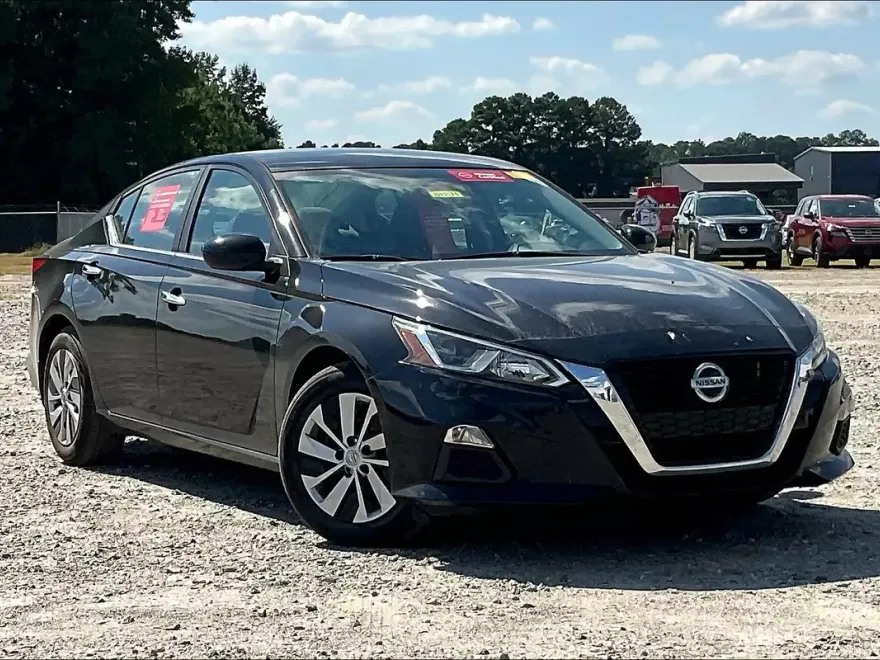 2021 Nissan Altima 2.5 S photo 1