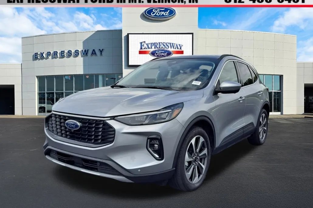 2023 Ford Escape Platinum photo 1