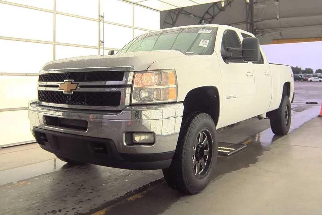 2012 Chevrolet Silverado 2500HD LTZ photo 1