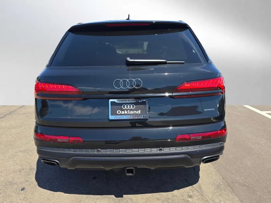 2025 Audi Q7 Prestige 55 photo 1