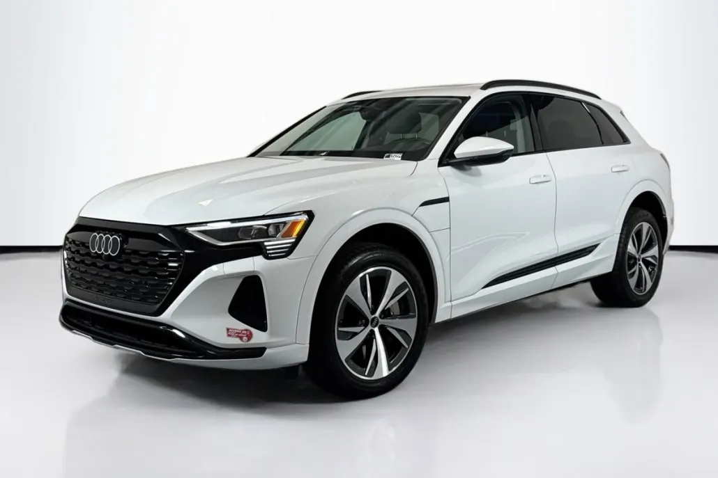 2024 Audi Q8 E-tron Premium photo 1