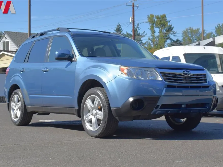 2010 Subaru Forester 2.5X Premium photo 1