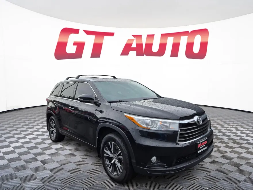 2016 Toyota Highlander XLE photo 1