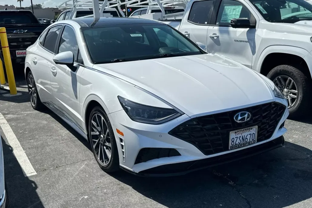 2022 Hyundai Sonata Limited photo 1