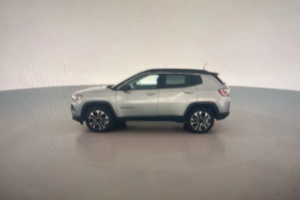 2023 Jeep Compass Limited photo 1