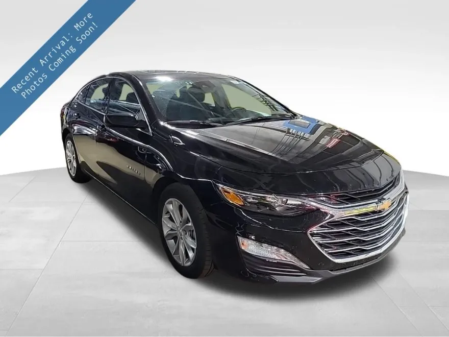 2024 Chevrolet Malibu 1LT photo 1