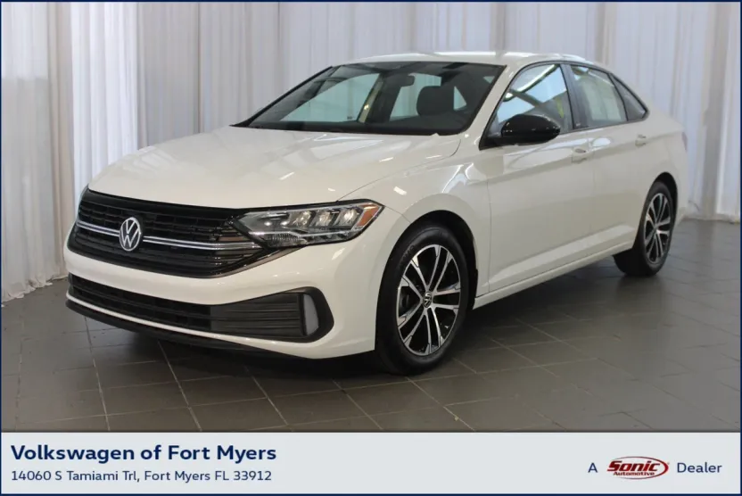 2024 Volkswagen Jetta Sport photo 1