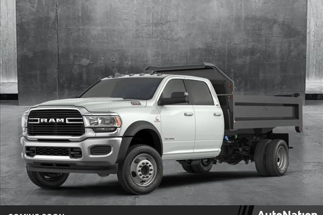 2025 Ram 5500 Tradesman photo 1