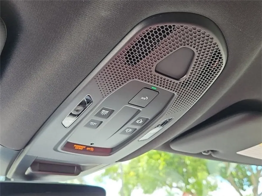 2024 Porsche Cayenne Base photo 26