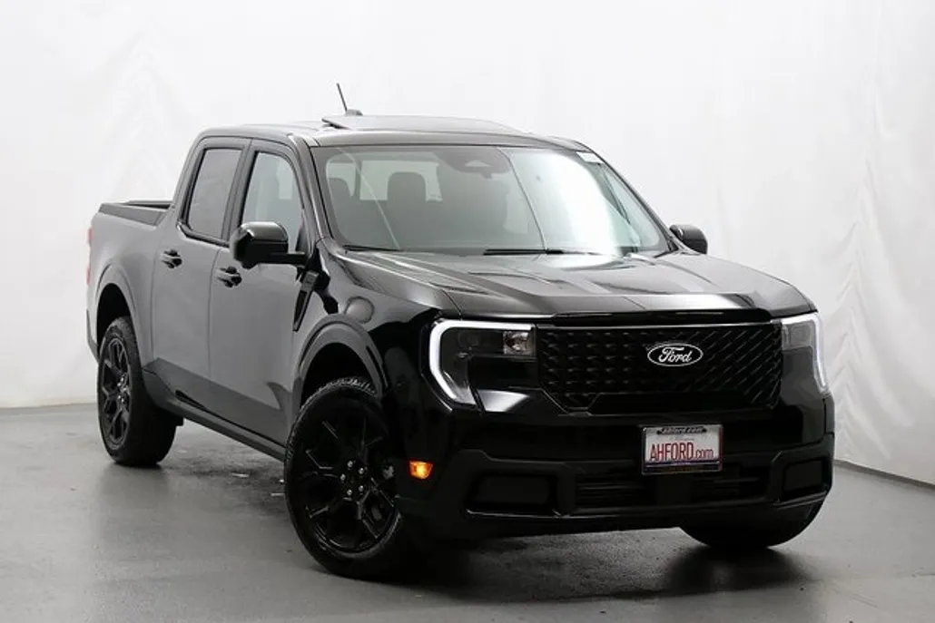 2025 Ford Maverick Lariat photo 1