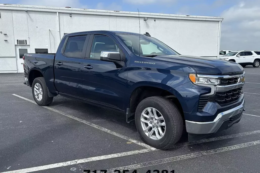 2022 Chevrolet Silverado 1500 LT photo 1