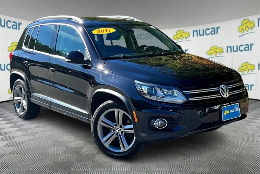 2017 Volkswagen Tiguan Sport photo 1