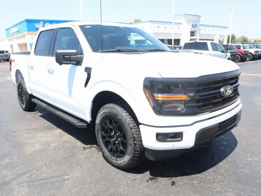 2025 Ford F-150 XLT photo 1