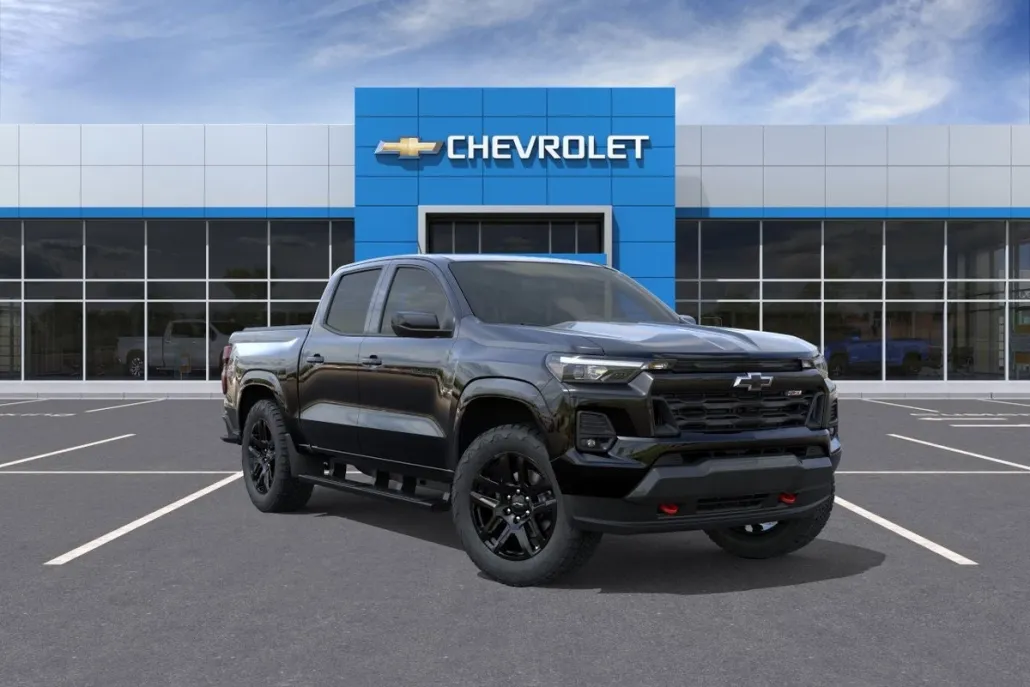 2025 Chevrolet Colorado Z71 photo 1