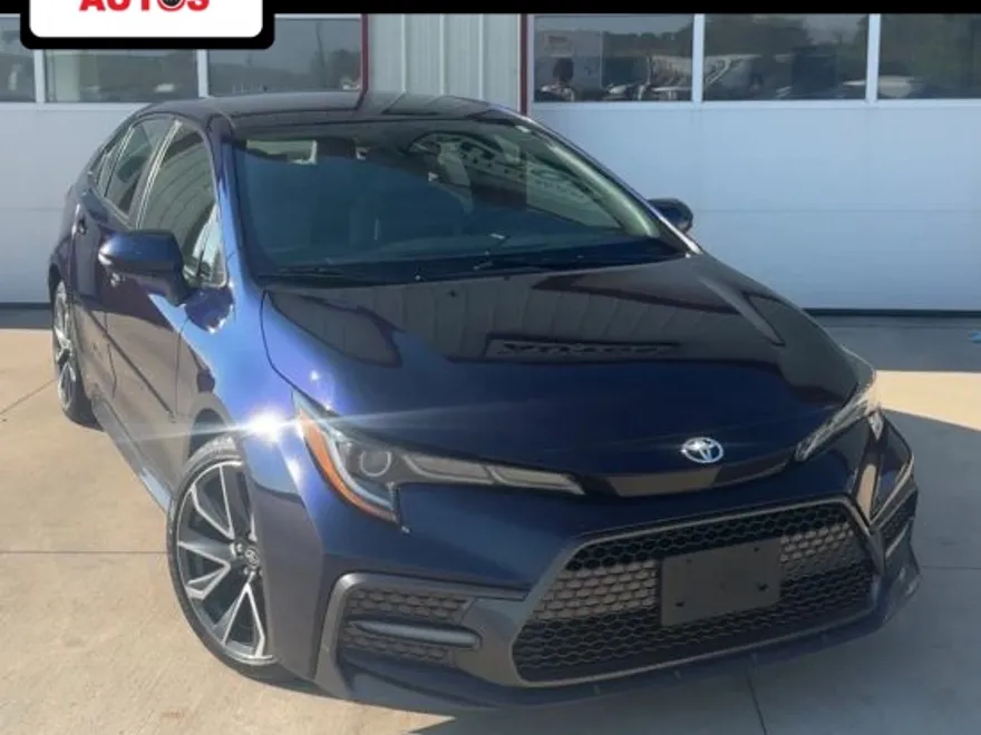2021 Toyota Corolla SE photo 1