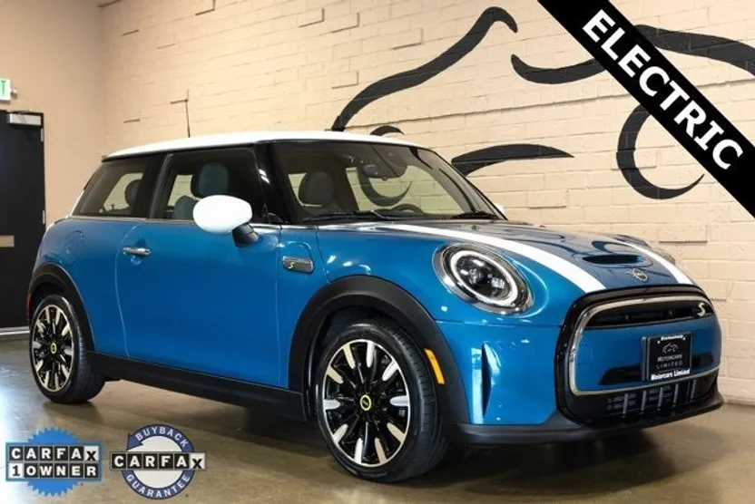 2023 Mini Cooper Hardtop SE photo 1