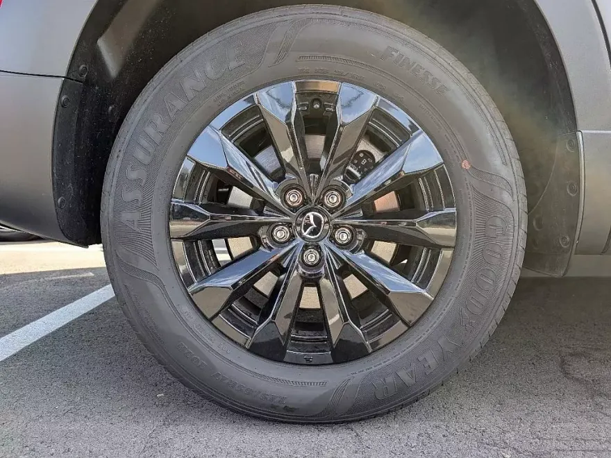 2025 Mazda CX-50 Premium photo 1