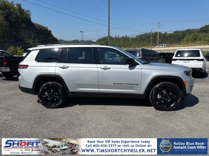 2025 Jeep Grand Cherokee Altitude X photo 1