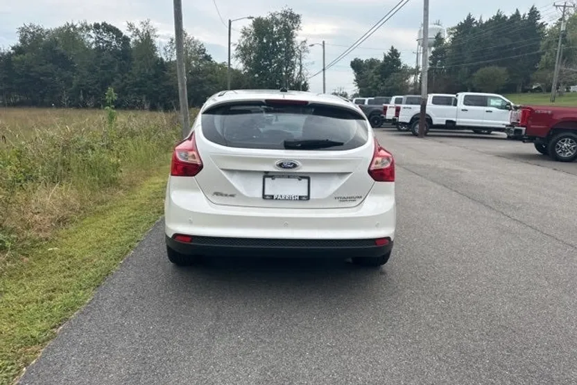 2014 Ford Focus Titanium photo 1