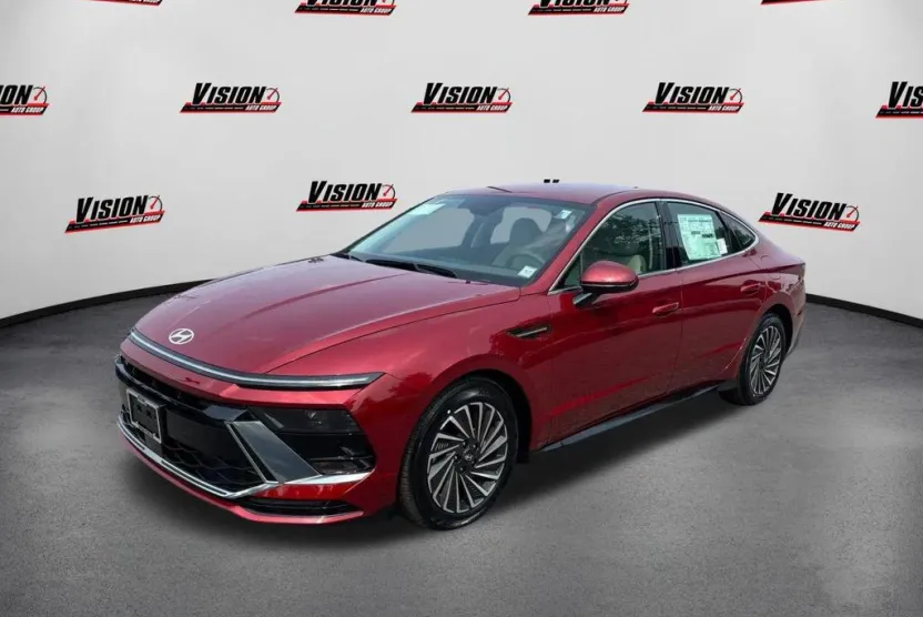 2025 Hyundai Sonata Hybrid SEL photo 1