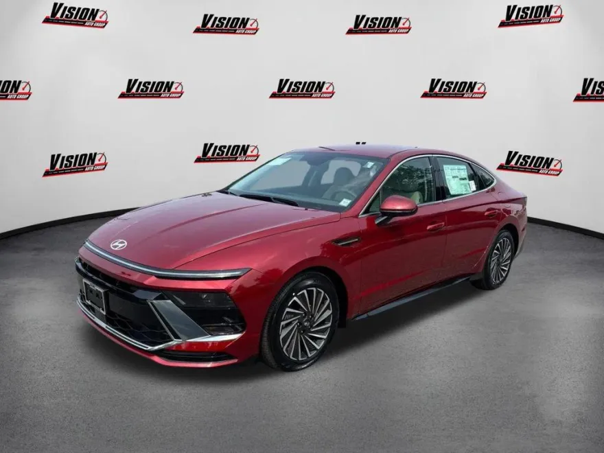 2025 Hyundai Sonata Hybrid SEL photo 1