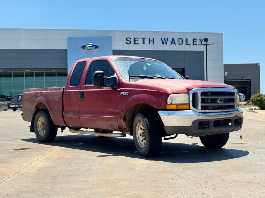2001 Ford F-250 photo 1