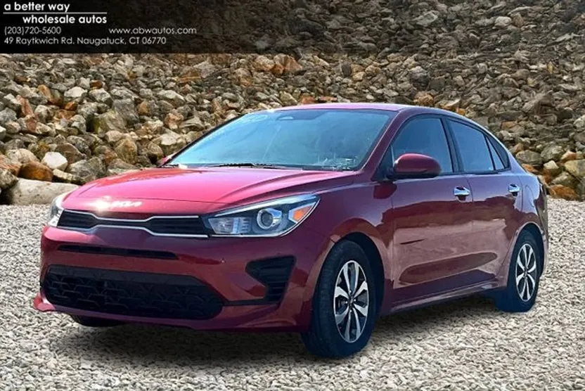 2023 Kia Rio S photo 1