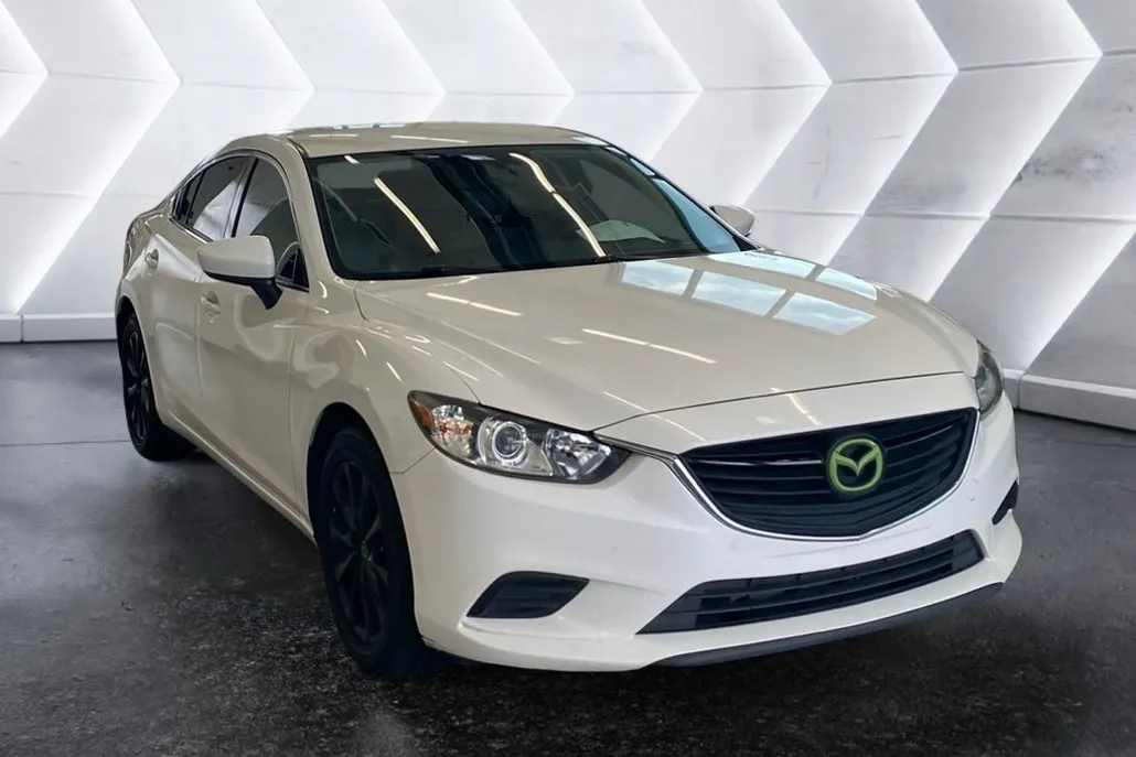 2015 Mazda Mazda6 i Sport photo 1