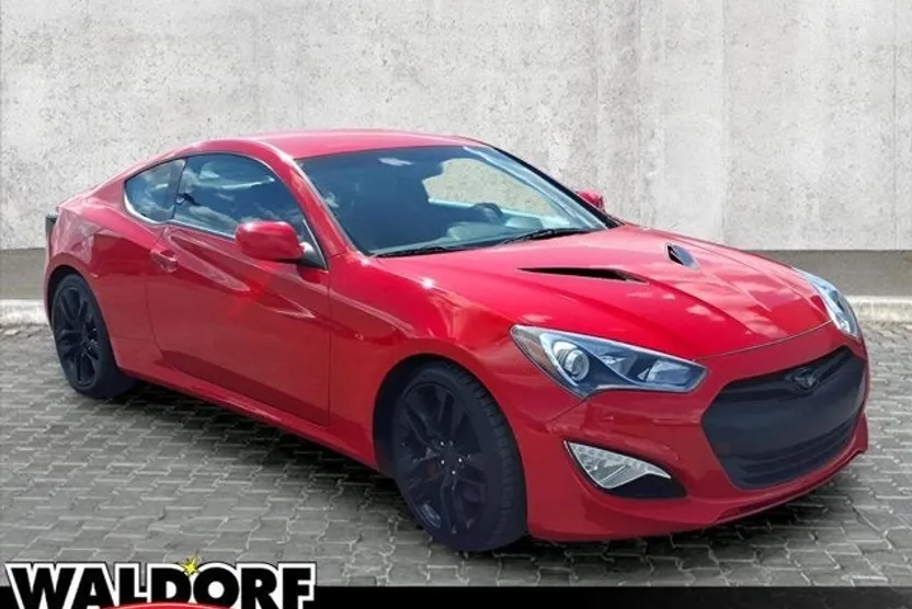 2013 Hyundai Genesis Coupe 3.8 R-Spec photo 1