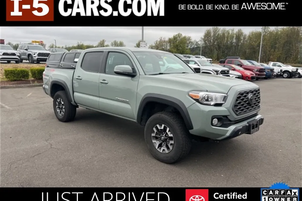 2022 Toyota Tacoma TRD Off-Road V6 photo 1