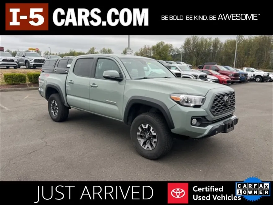 2022 Toyota Tacoma TRD Off-Road V6 photo 1