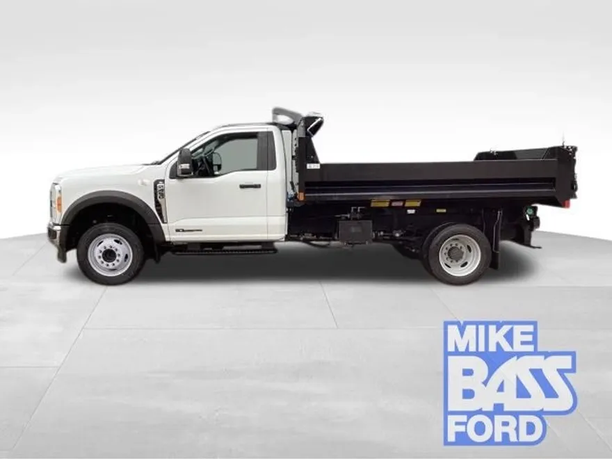 2023 Ford F-450 XL photo 1