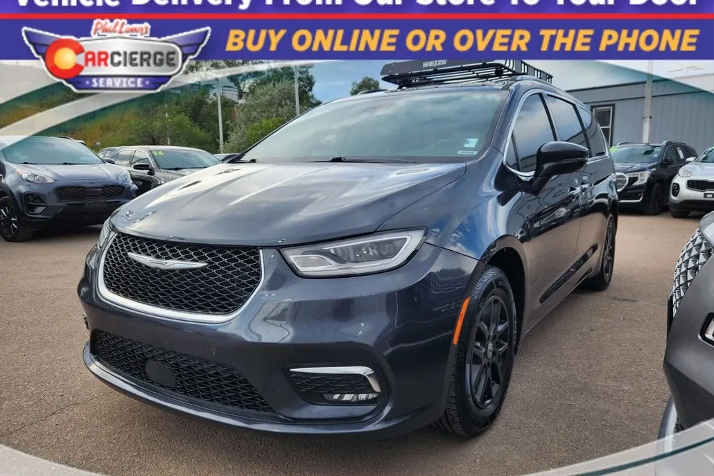 2021 Chrysler Pacifica Touring L photo 1