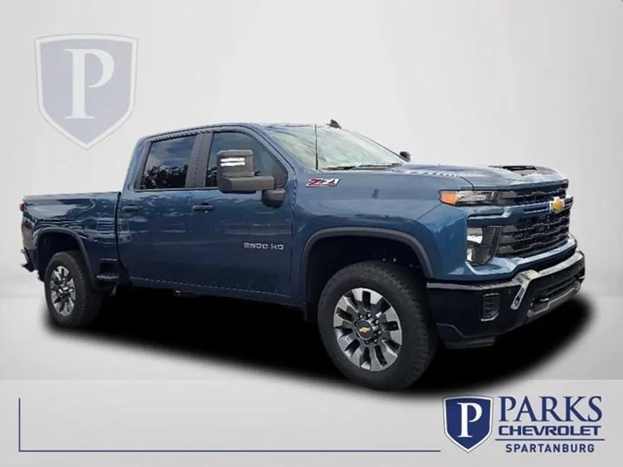 2025 Chevrolet Silverado 2500HD Custom photo 1