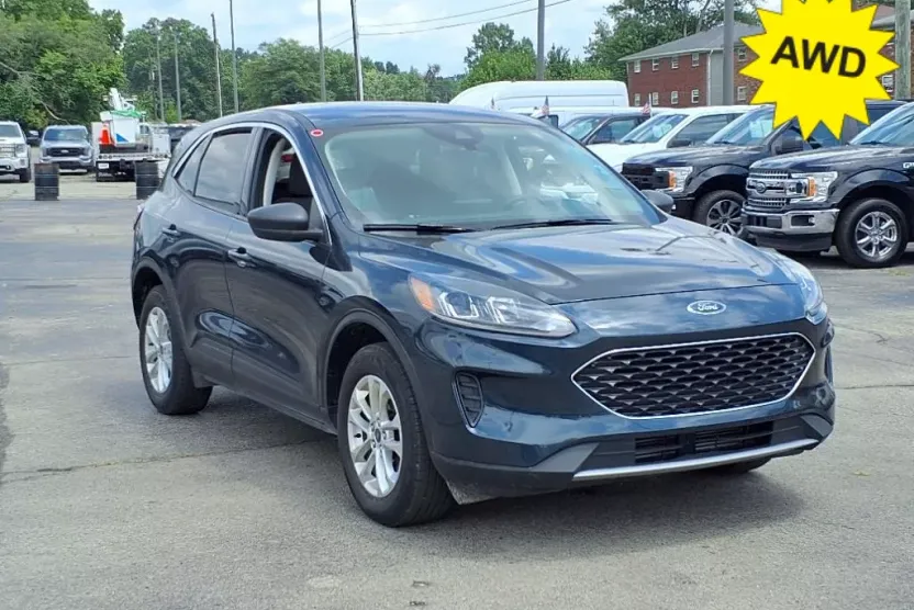 2022 Ford Escape SE photo 1