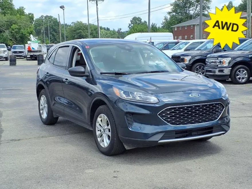2022 Ford Escape SE photo 1