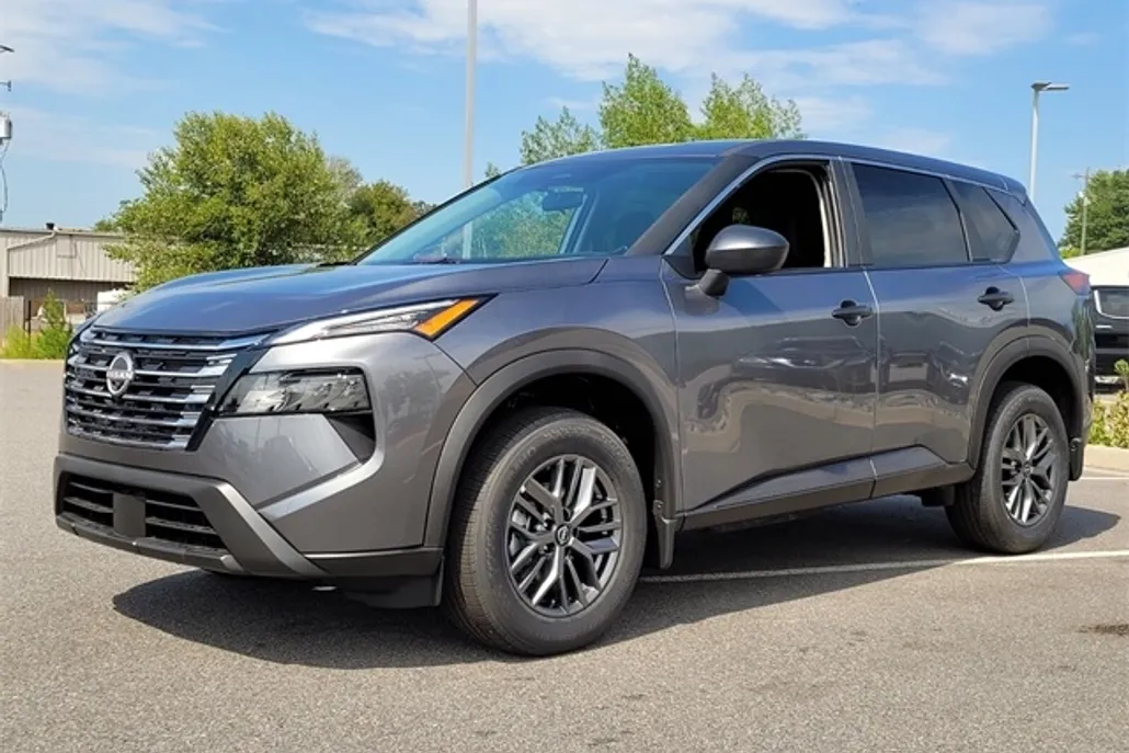 2026 Nissan Rogue S photo 1