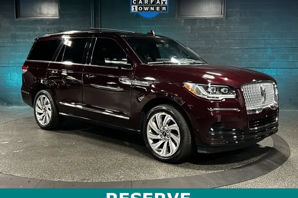 2023 Lincoln Navigator Reserve photo 1