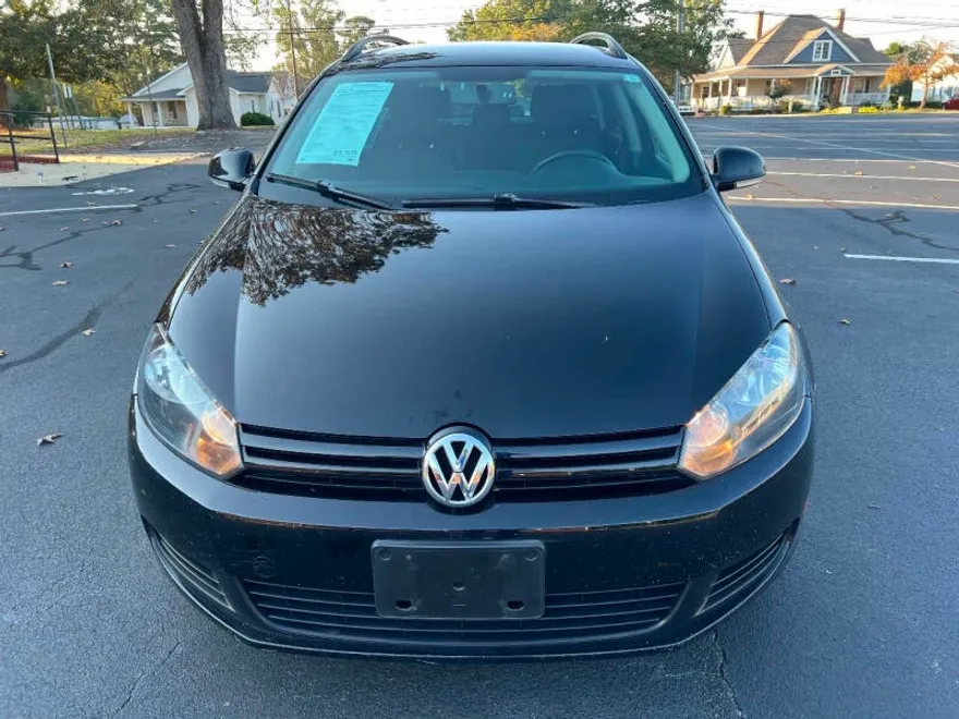 2014 Volkswagen Jetta SportWagen S photo 1