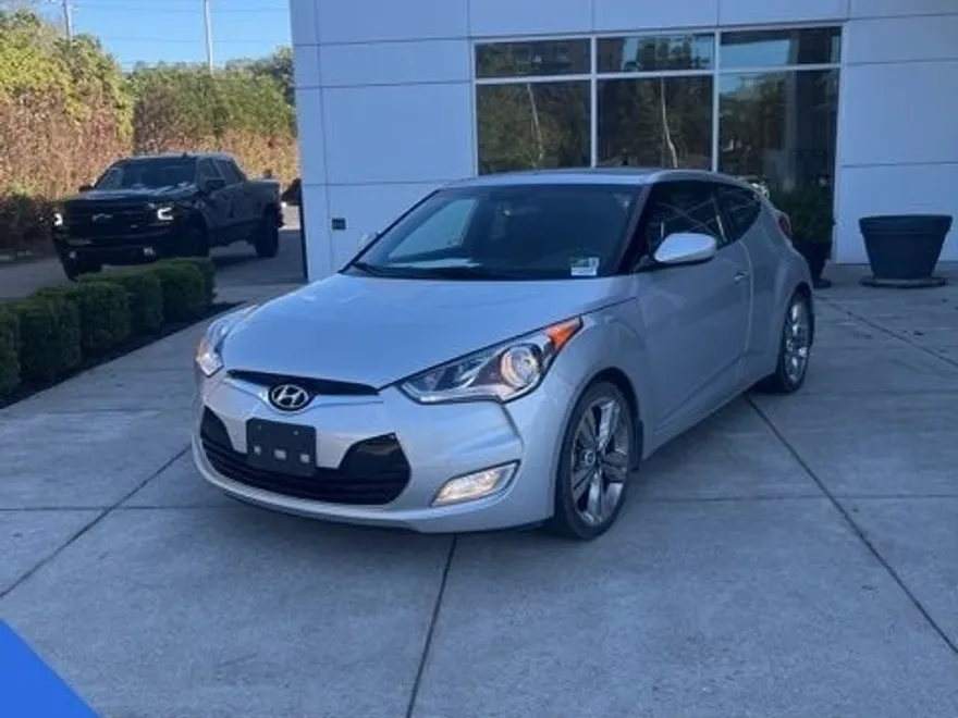 2017 Hyundai Veloster Value Edition R-Spec Turbo photo 1