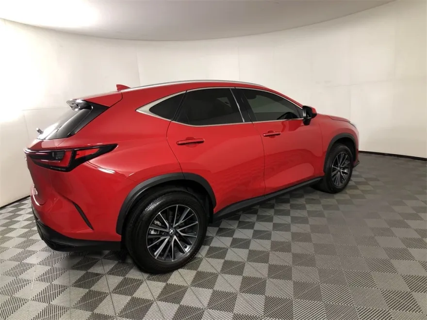 2024 Lexus NX 250 Premium photo 1