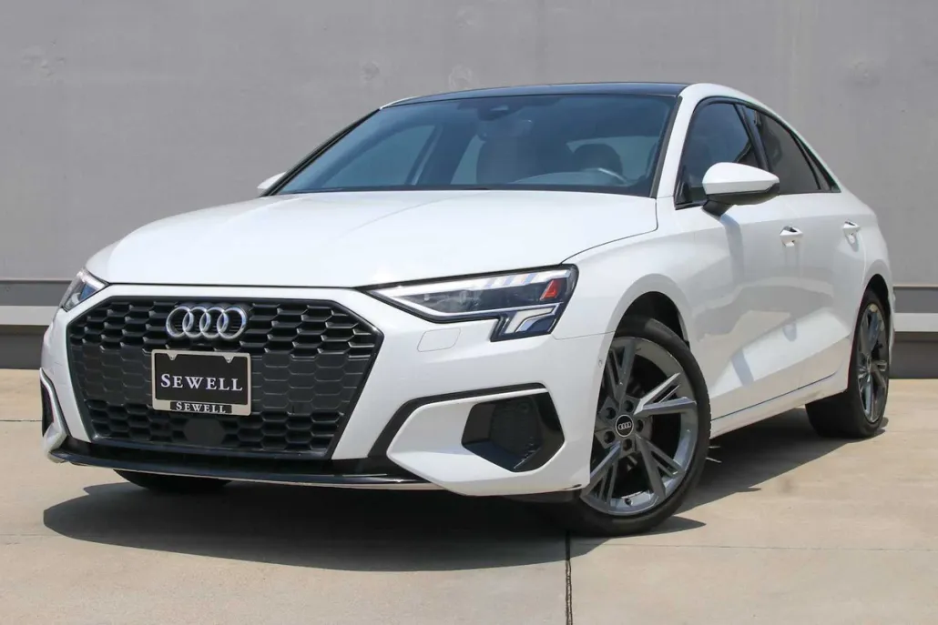 2024 Audi A3 40 Premium Plus photo 1