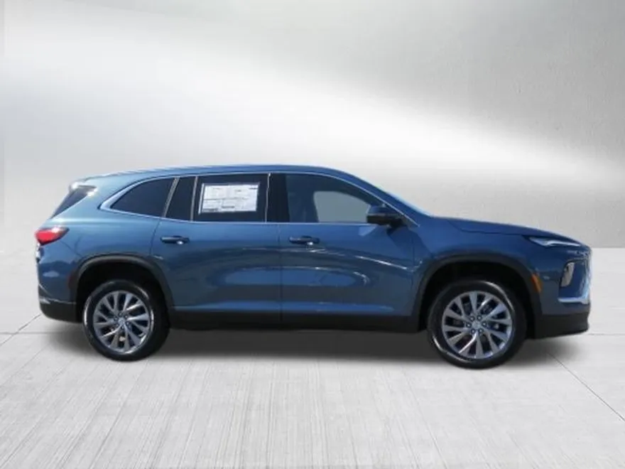 2025 Buick Enclave Preferred photo 1